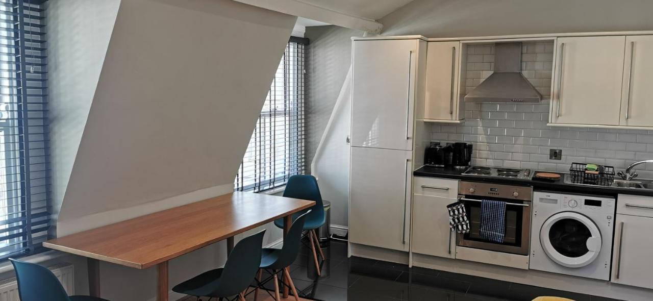 17 South Street Top Flat Скарбъро Екстериор снимка